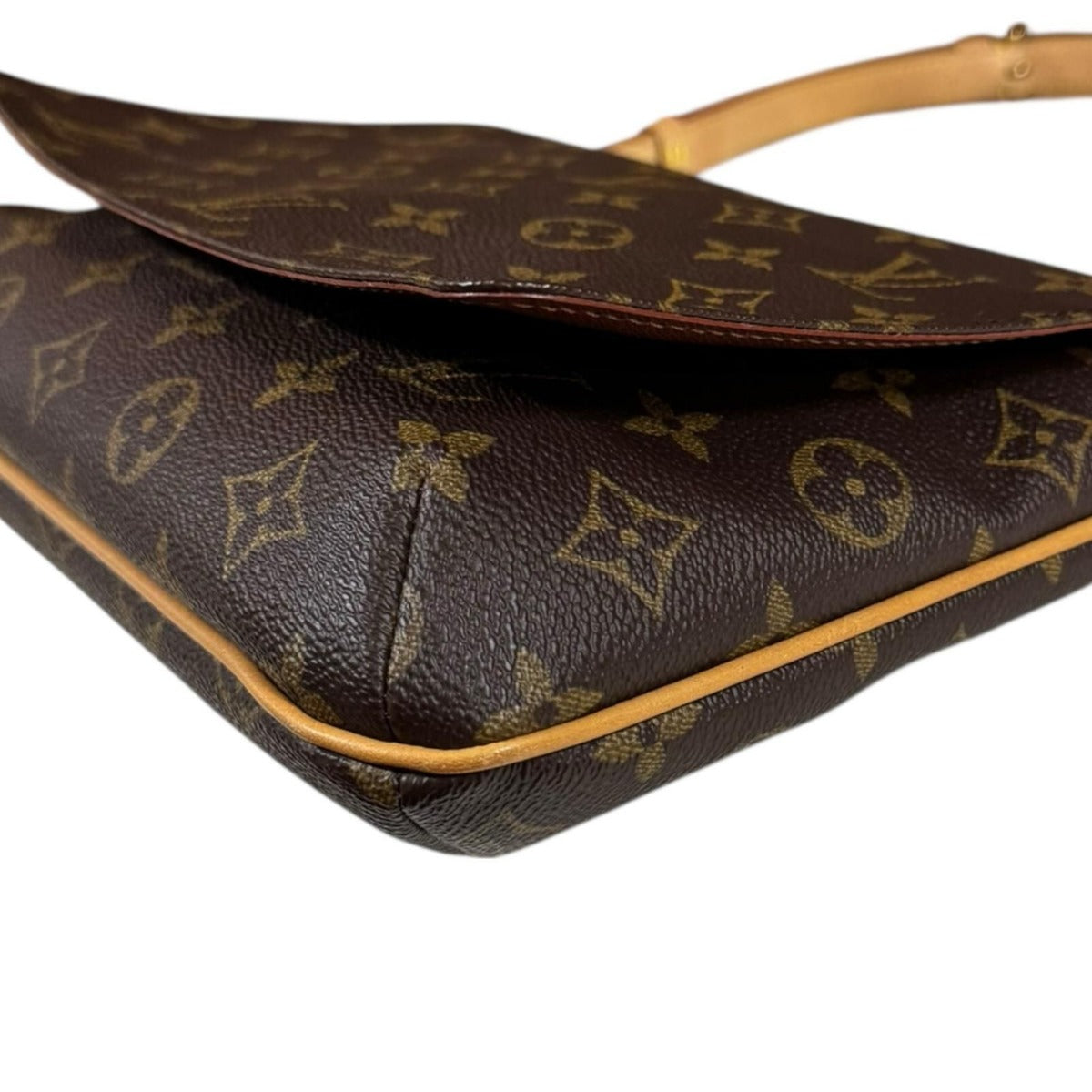 Louis Vuitton Musette Tango Short Monogram Shoulder Bag Canvas — view 9