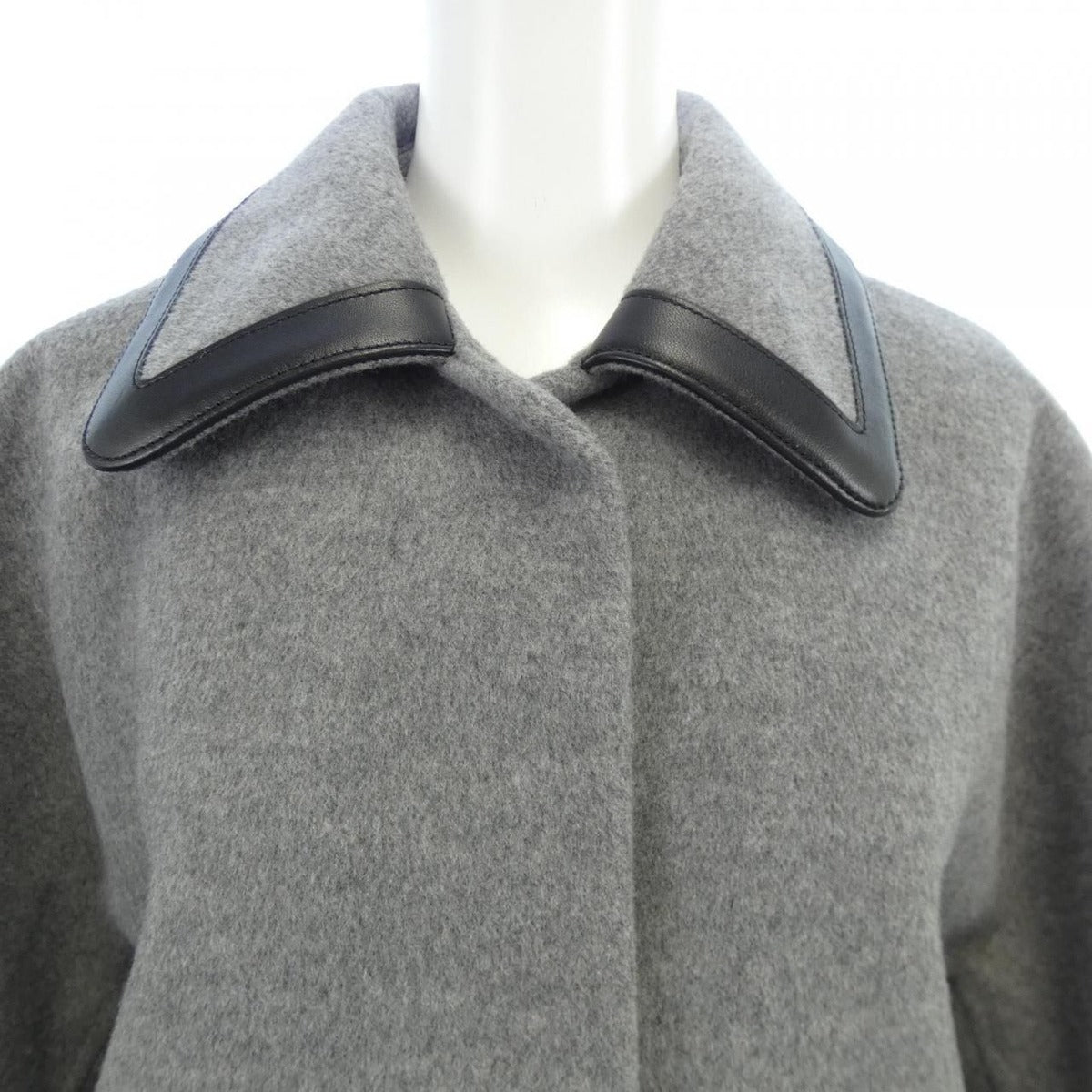 Louis Vuitton Double Face Coat — view 5