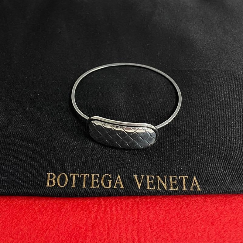 Bottega Veneta Intrecciato Silver Plated Bracelet Bangle Men Women 35993