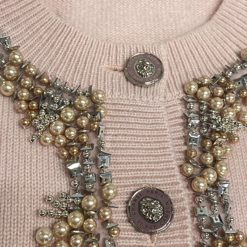 Chanel Cardigan Size 34 S Women - P72452 Light Pink Short Sleeves Sequin
