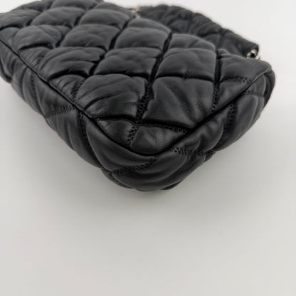 Chanel CC Logo Bubble Quilt Chain Shoulder Bag Black Leather Vintage — view 12