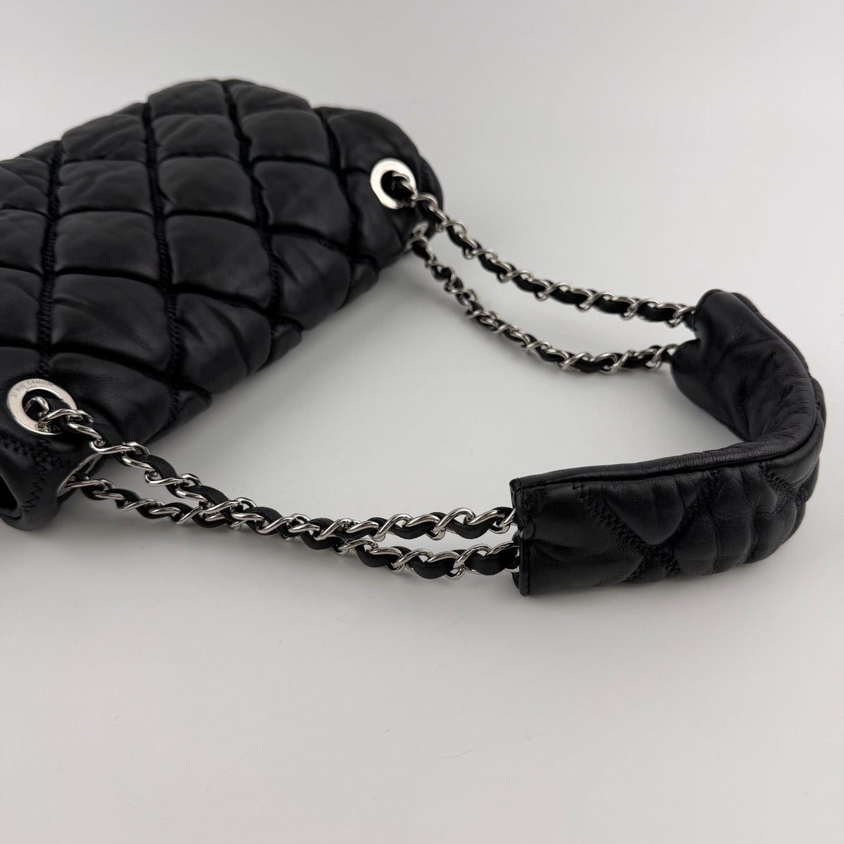 Chanel CC Logo Bubble Quilt Chain Shoulder Bag Black Leather Vintage — view 13