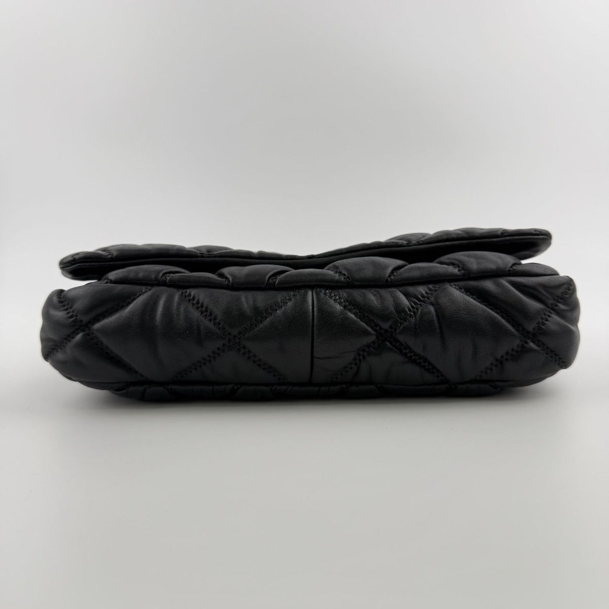 Chanel CC Logo Bubble Quilt Chain Shoulder Bag Black Leather Vintage — view 8