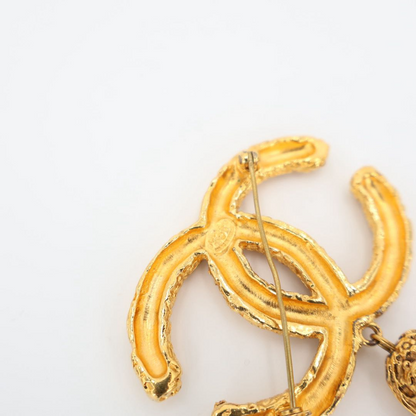 Chanel Vintage Coco Mark Yogan Tassel Brooch Plated Ladies