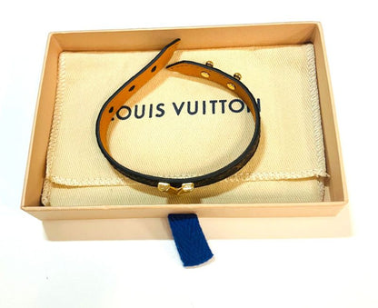 Louis Vuitton Escential V : A3140