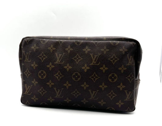 Louis Vuitton Pouch Trousse Toilette 28 Clutch Bag Monogram M47522 05bs210