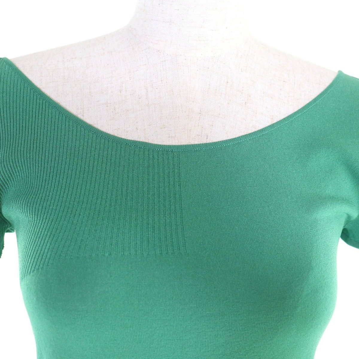 Chanel Big CC Logo Crew Neck Short Sleeve Top Green 34 — view 4