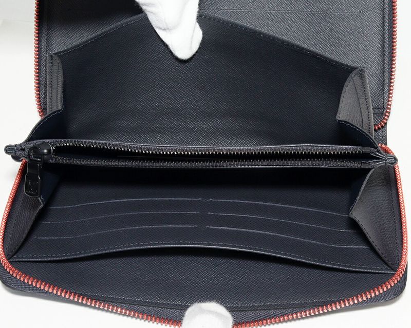 Louis Vuitton Round Zipper Long Wallet With Change Pocket Monogram Ink Upside