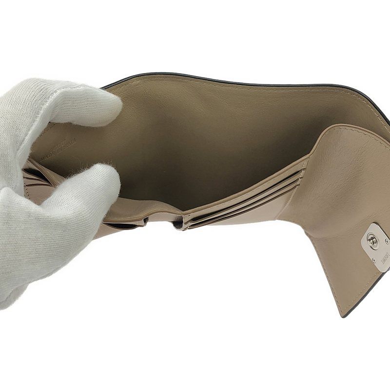 Loewe - Small Vertical Leather Anagram Compact Wallet Purse - Grey - Women