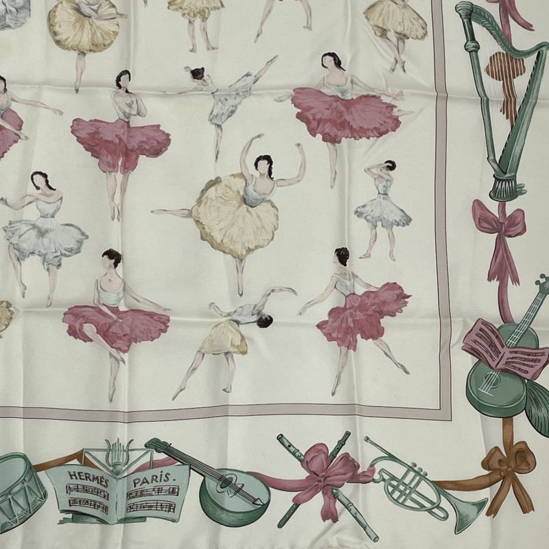 Hermes Carre 90 La Dance Ballet Dancer Ballerina Scarf Silk Beige