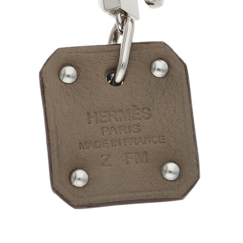 Hermes Asdecourt PM Engraved With Z Heart Motif Earrings Ladies