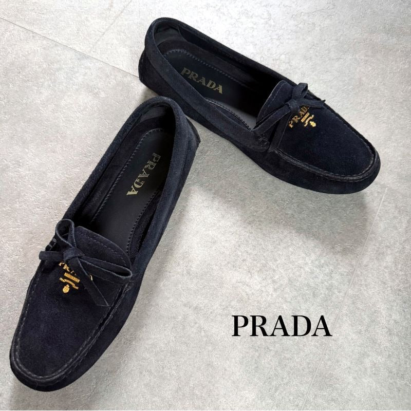 Prada Logo Ribbon Driving Shoes Navy Gold Hardware Suede 35 1 2