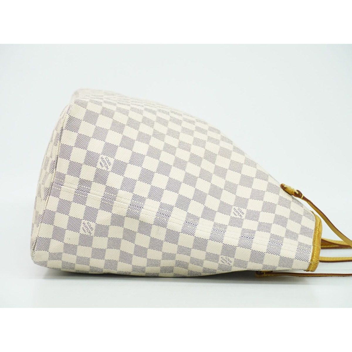 Louis Vuitton LV Vintage Handbag — view 4