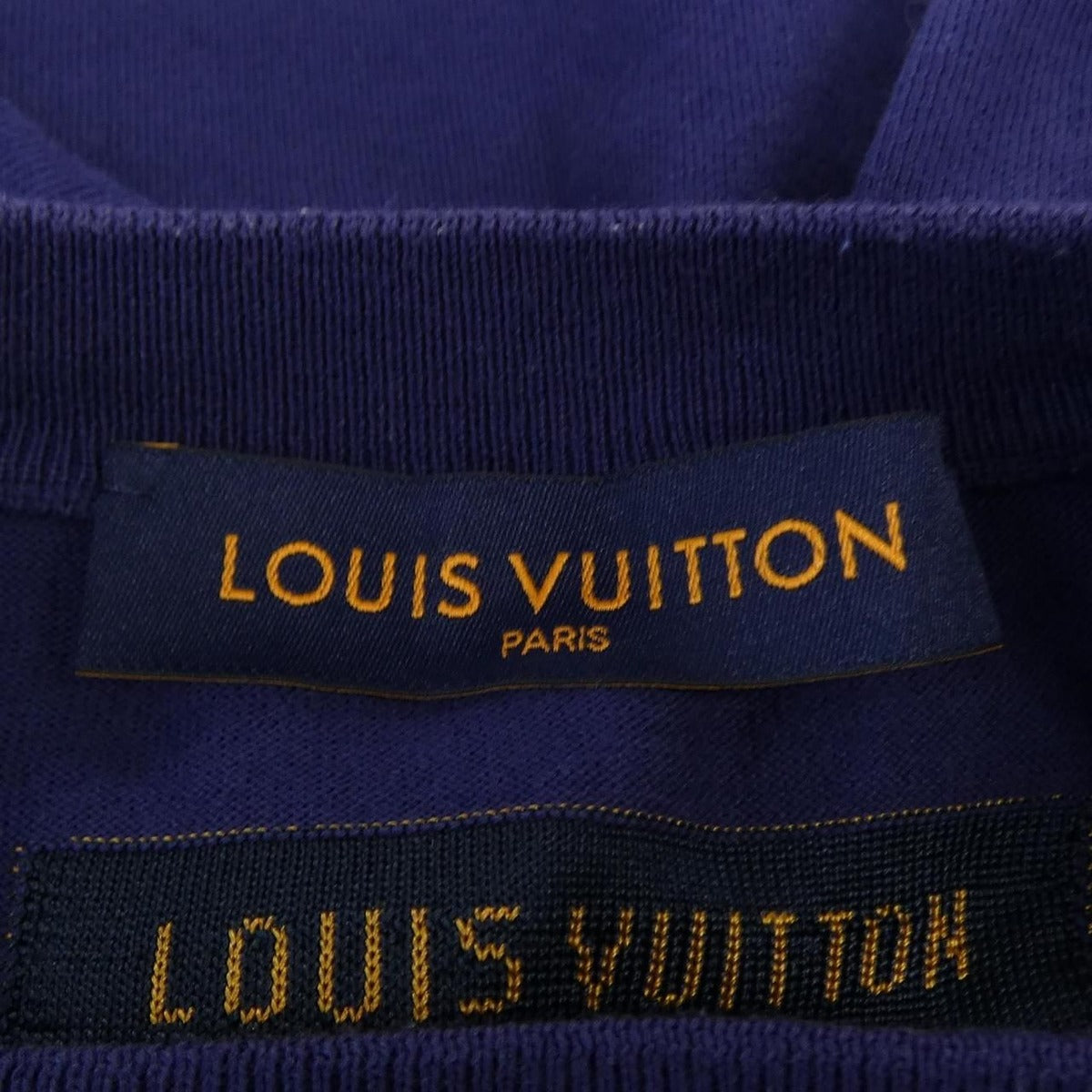Louis Vuitton Graphic Show Top Sleeve Neck T-Shirt — view 4