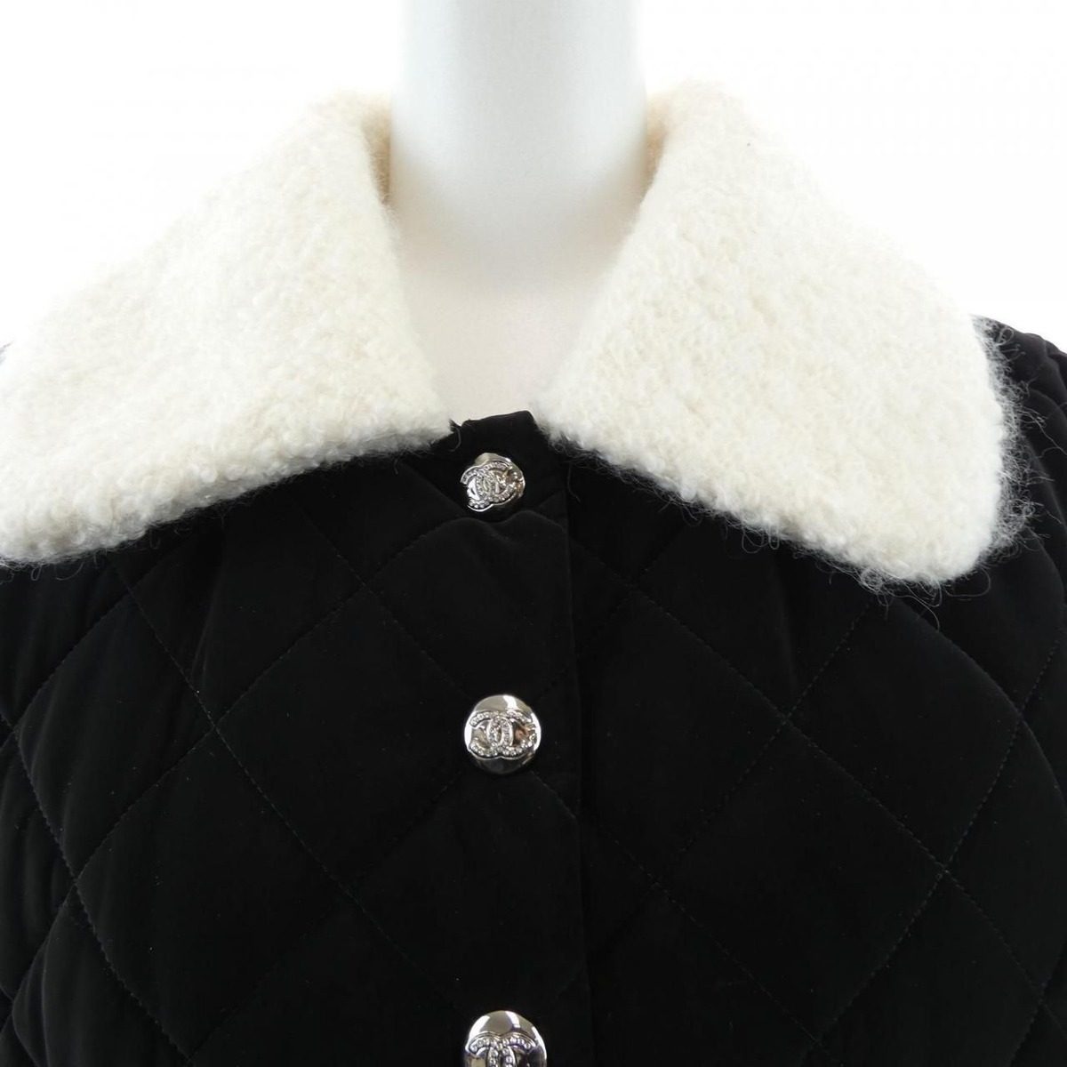 Chanel Jacket Black — view 6