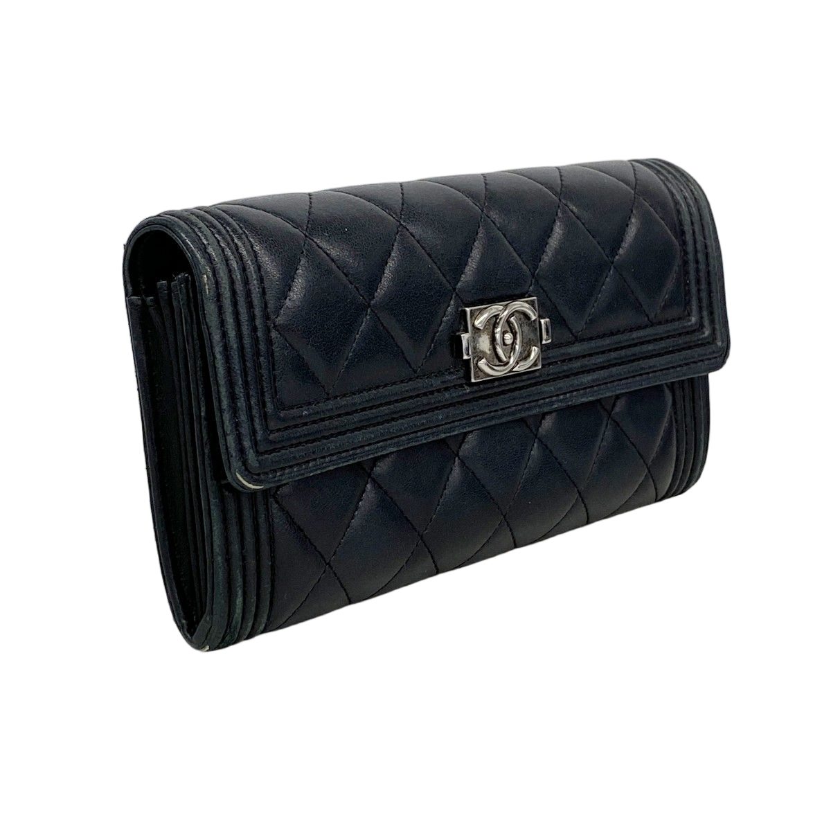 Chanel Wallet Boy Lambskin Black Silver — view 2