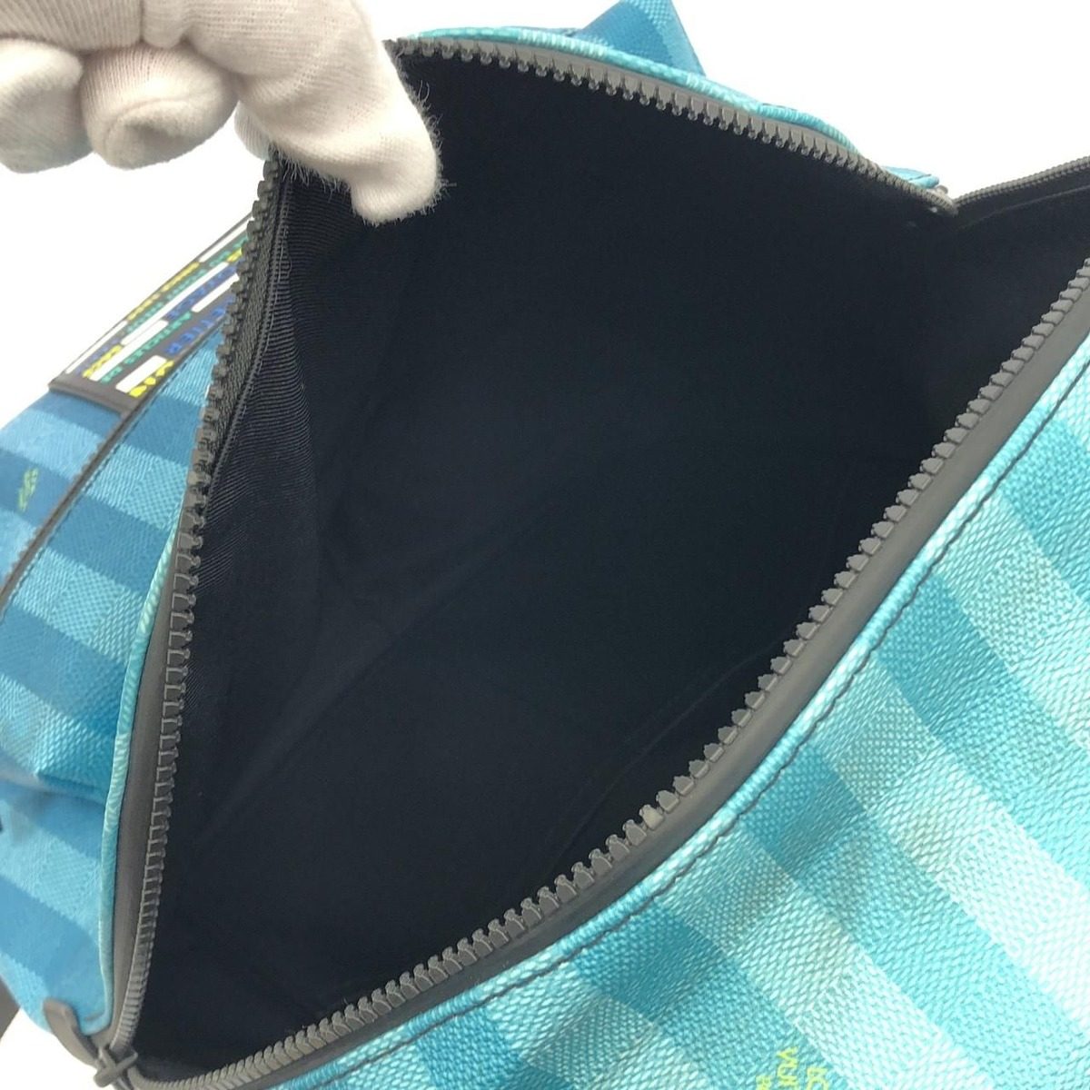 Louis Vuitton Discovery Backpack PM — view 7