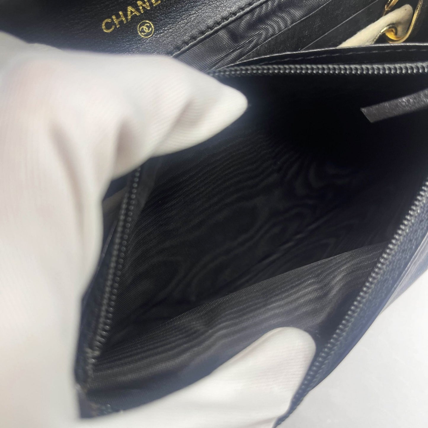 CHANEL CC Classic Timeless Caviar Leather Flap Wallet Chain Purse