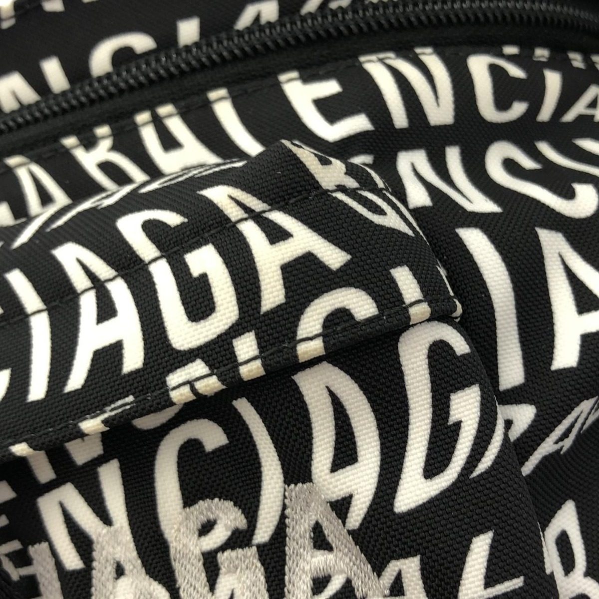 Balenciaga Logo Wave Wheel Belt Pack Waist Bag — view 4
