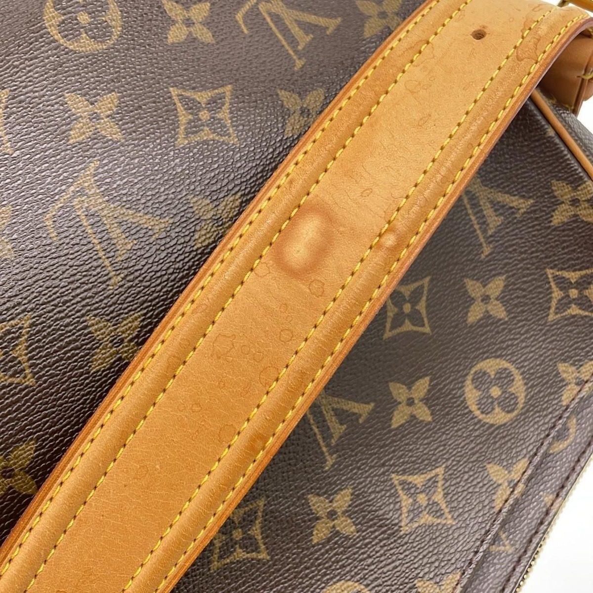 Louis Vuitton Monogram Viva-Cite GM Shoulder Bag — view 6