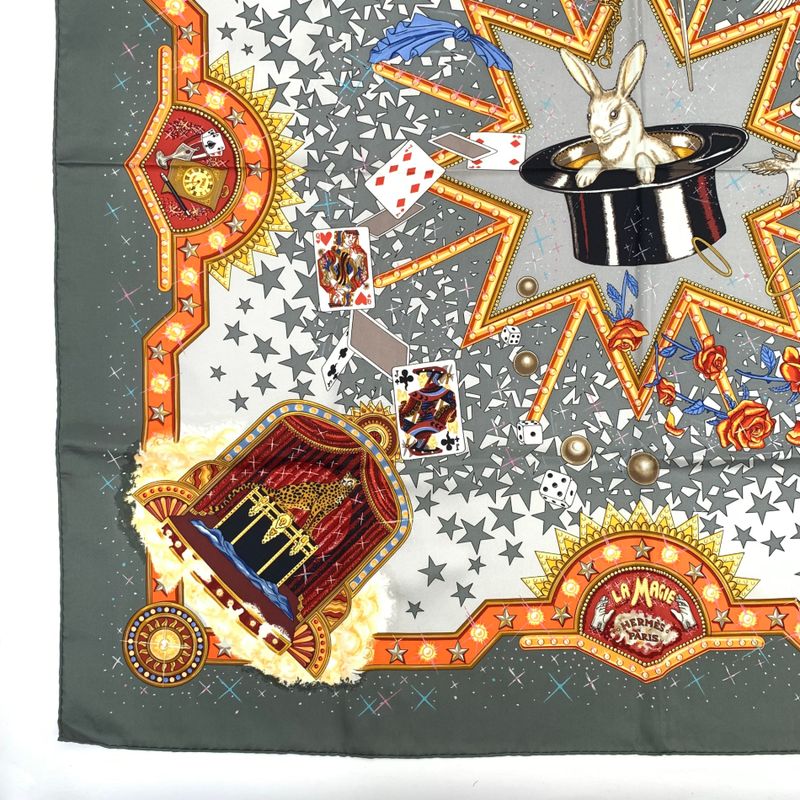 Hermes Carre 90 LA Magie Magic Rabbit Magic Tricks Pigeons Clowns Silk Scarf