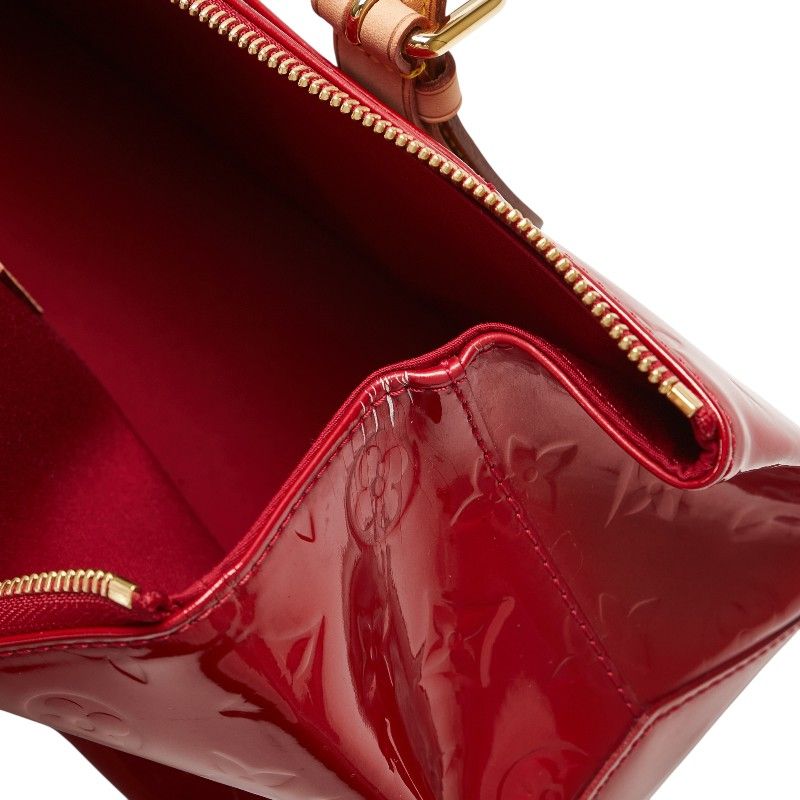 Louis Vuitton Monogram Vernis Rosewood Avenue Shoulder Bag Bag M93507 Pomme