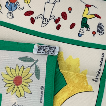 Hermes RE TOUR A LA Terre Back Home 100% Silk Scarf Green With Bag