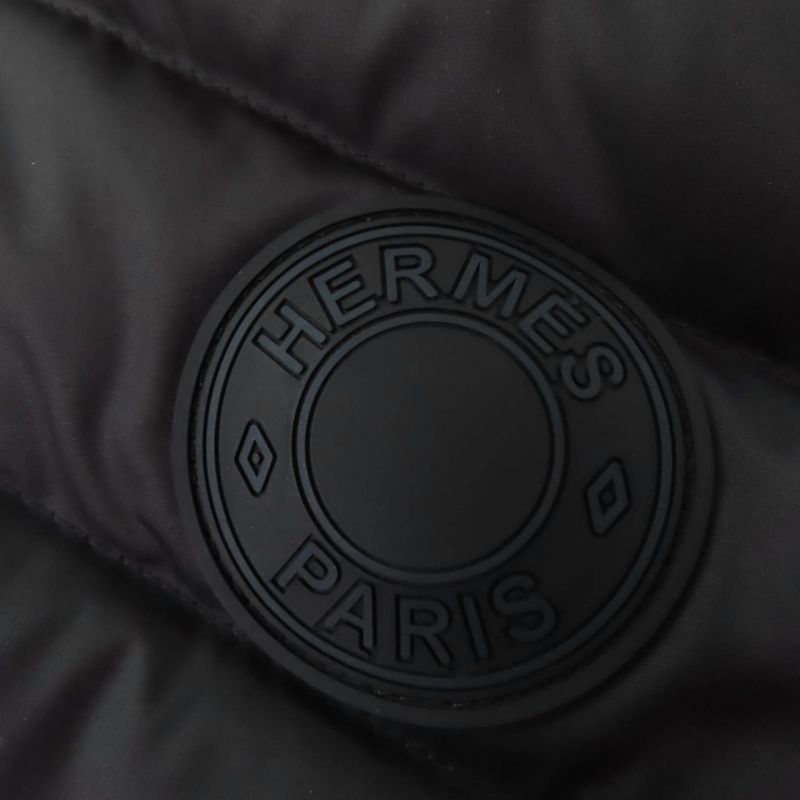 Hermes 23AW 3h0156da Long Quilted Vest Rubber Serie Patch Down Vest Black 40