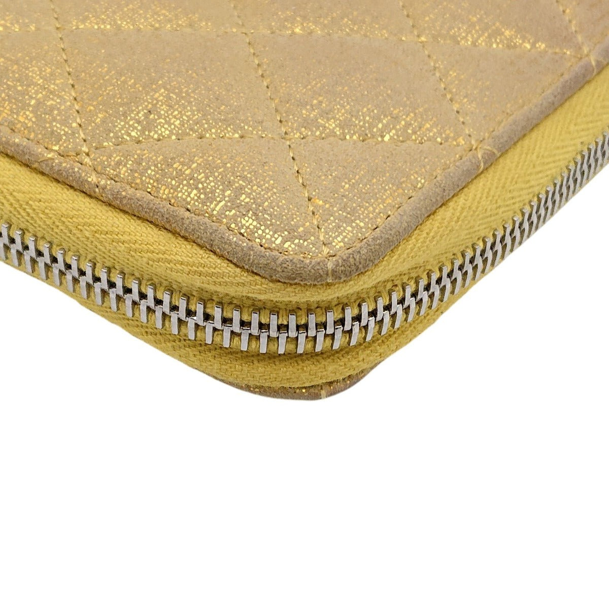 Chanel Zip Around Quilted Gold Yellow — view 9