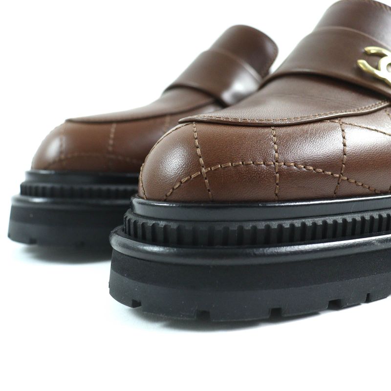 CHANEL 23A G45074 Coco Mark Matelasse Thick Soled Leather Loafers Brown Black