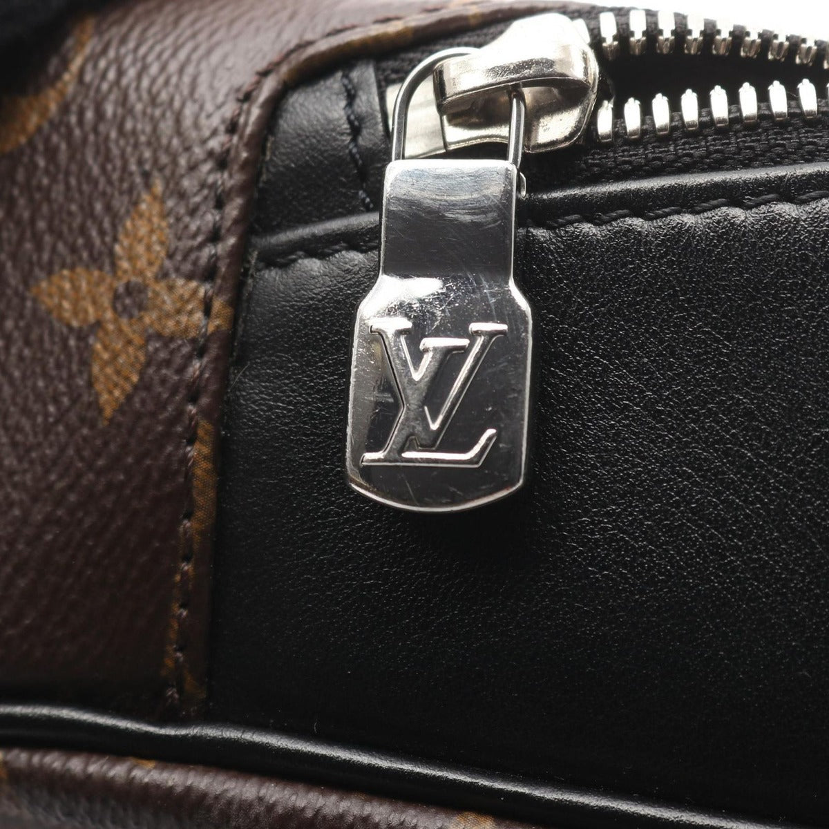 Louis Vuitton Backpack Josh NV Canvas Leather — view 8
