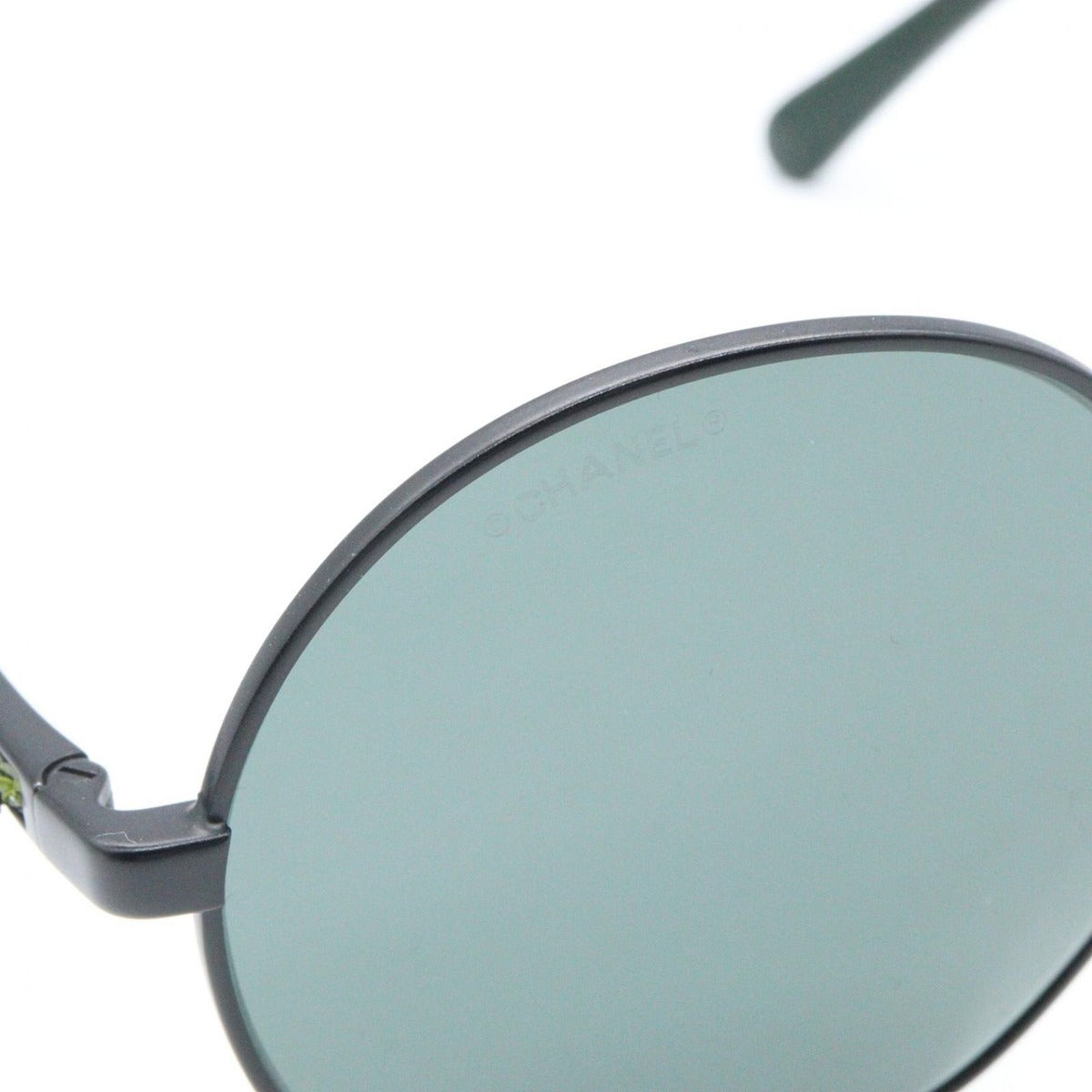 Chanel Sunglasses 101 Black — view 7