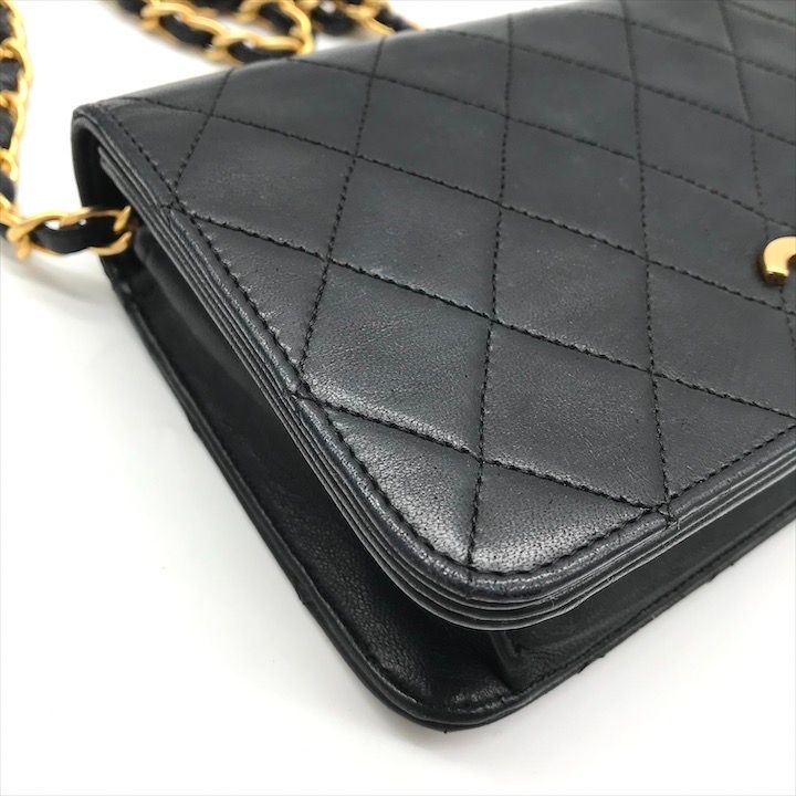 Chanel CC Logo Push Lock Mini Quilted Lambskin Chain Shoulder Bag Black