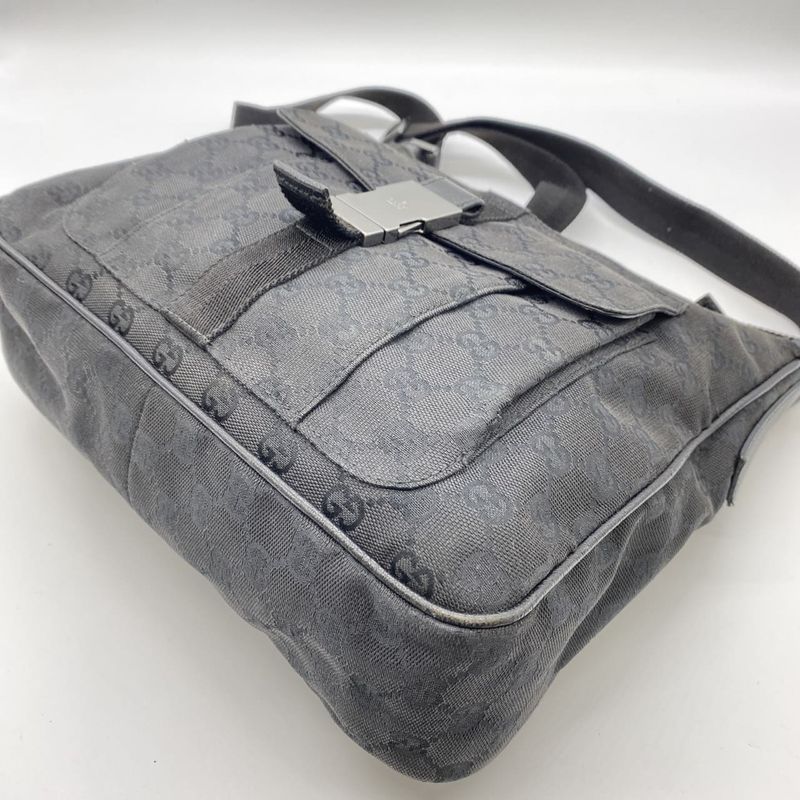 Gucci 131211 Shoulder Bag Crossbody Messenger GG Canvas Leather Black Ladies