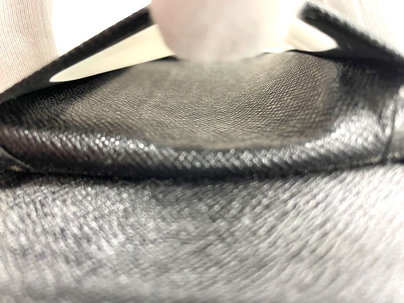 Louis Vuitton Taiga Portefeuille Florine Ardoise Compact Wallet Folded M31112