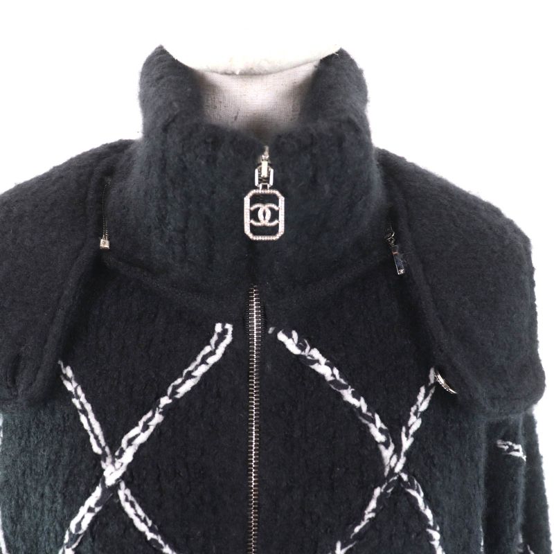 CHANEL P74369 Cashmere Silk Blend With Rhinestone Coco Mark Buttons Matelasse