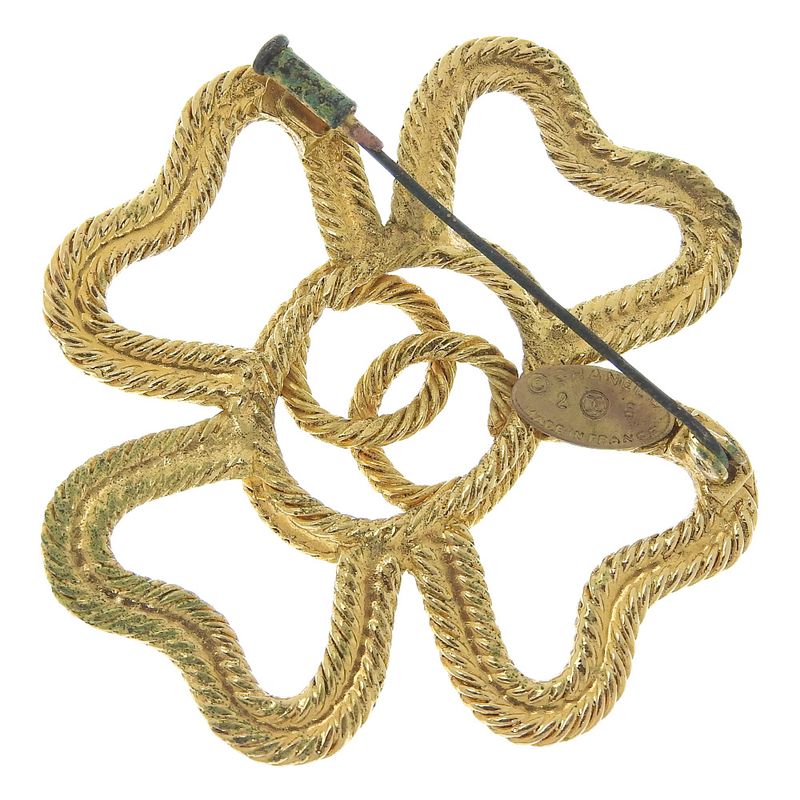 Chanel Clover Coco Mark Vintage Gold Plated 28 Ladies 16g Brooch