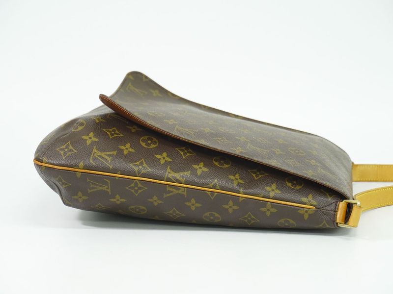 Authentic Louis Vuitton LV Musette Monogram Shoulder Bag Pochette Brown M51256