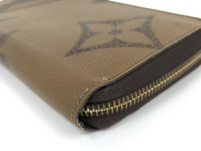 Louis Vuitton Zippy Wallet Round Zipper Long Wallet Monogram Giant Reverse
