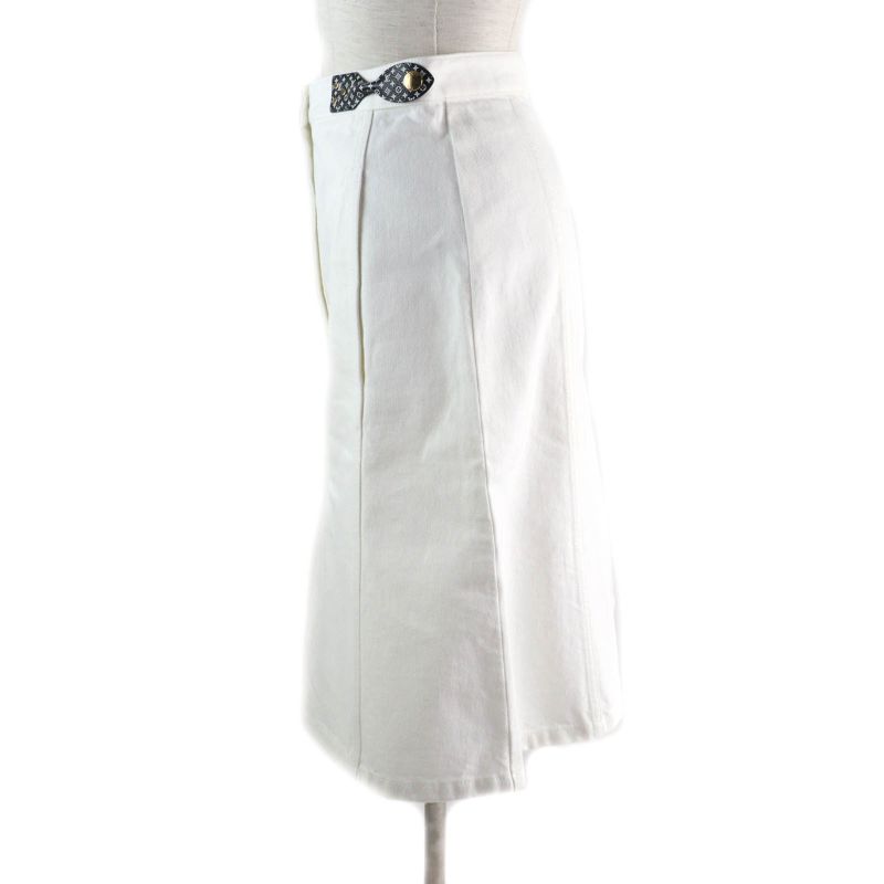 Louis Vuitton 100% Cotton Monogram Ribbon With Logo Button Front Slit White