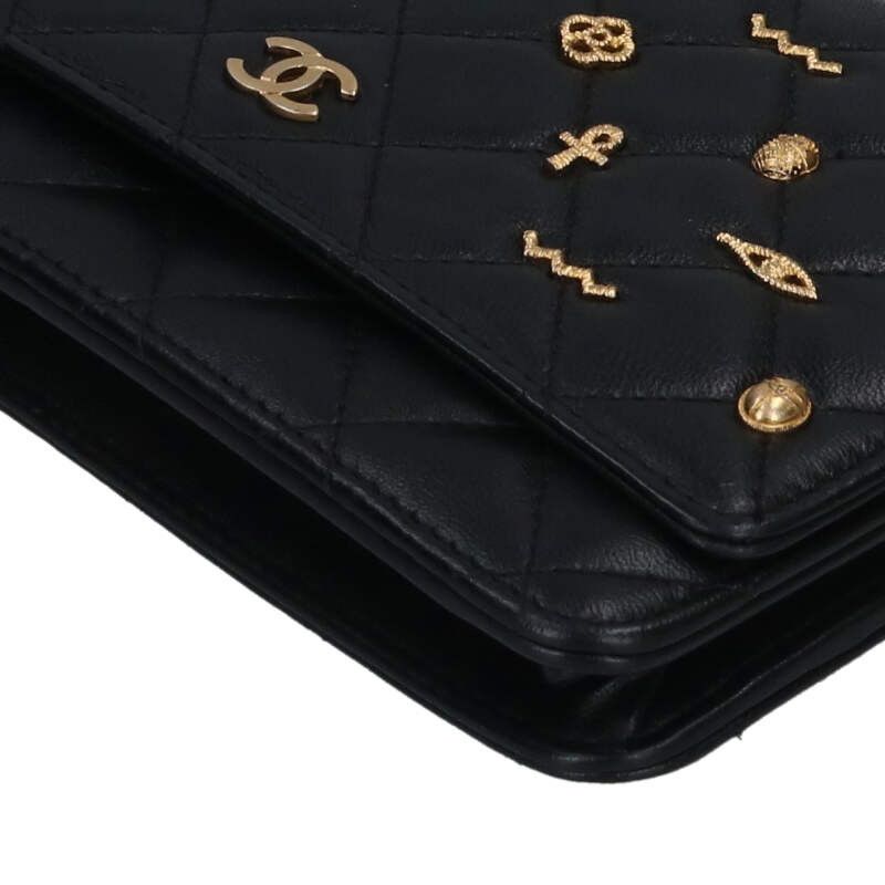 Chanel Egypt Limited Edition Lamb Skin Chain Wallet Women