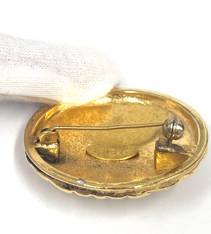 Chanel Vintage Brooch CC Mark Gold Round Shape 85bs129