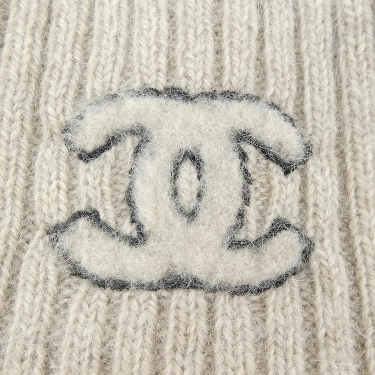 Chanel Knit Cap Cashmere Black Beige — view 4