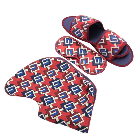 Gucci Geometric Travel Set Eye Mask Slippers Air Pillow Pouch