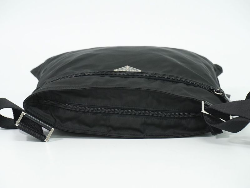 Authentic Prada Nylon Shoulder Bag Pochette Black Bag Pre-owned [follow-up