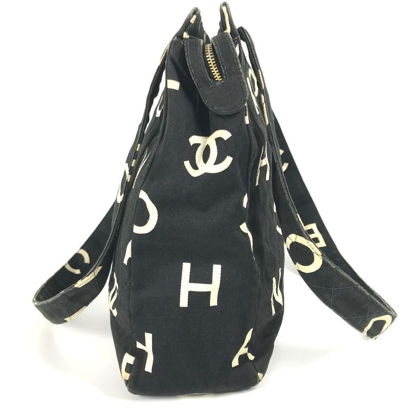 Chanel Shoulder Bag Logo Total Leather / Canvas Black