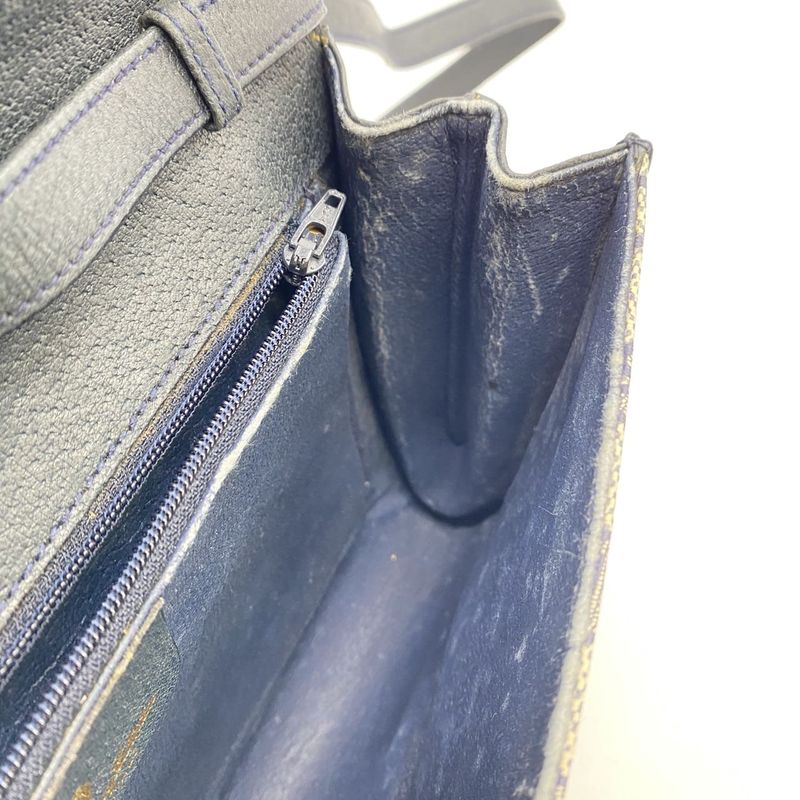 Gucci 904 02 Old Gucci Shoulder Bag Messenger GG Supreme Vintage Navy Ladies