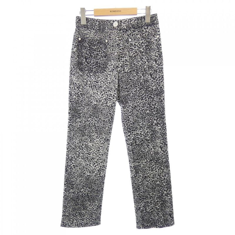 Chanel 21 B Pants