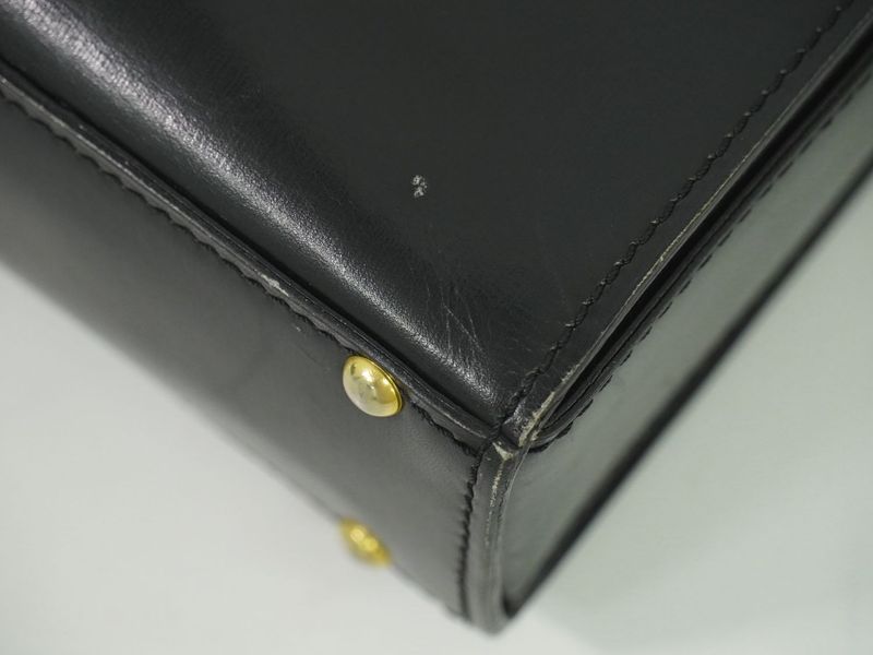 Authentic Celine Leather Shoulder Bag Pochette Black Bag Pre-owned [follow-up