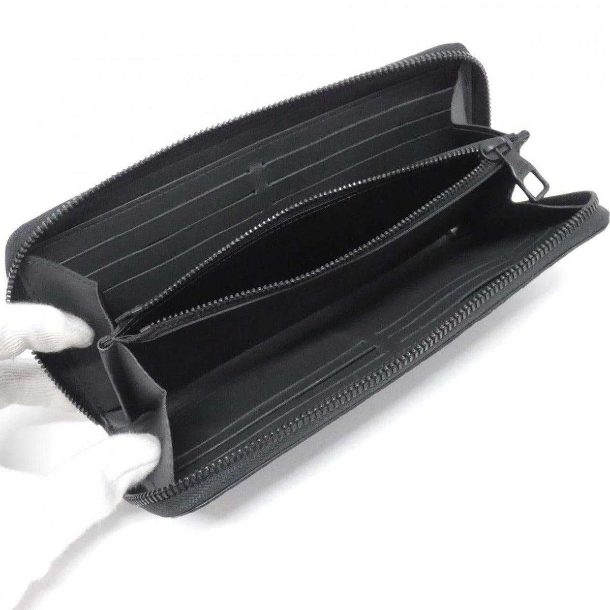 Louis Vuitton Taurillon Monogram Zippy Wallet — view 4